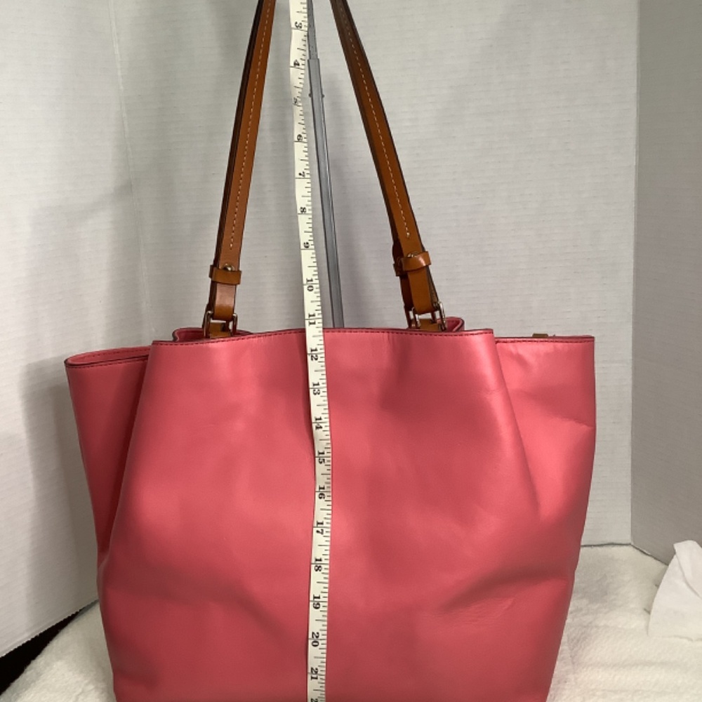 EUC pink Dooney & Bourke saddle, tote bag purse large - Picture 11 of 16